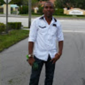 Meet your Posher, Carlos rafael